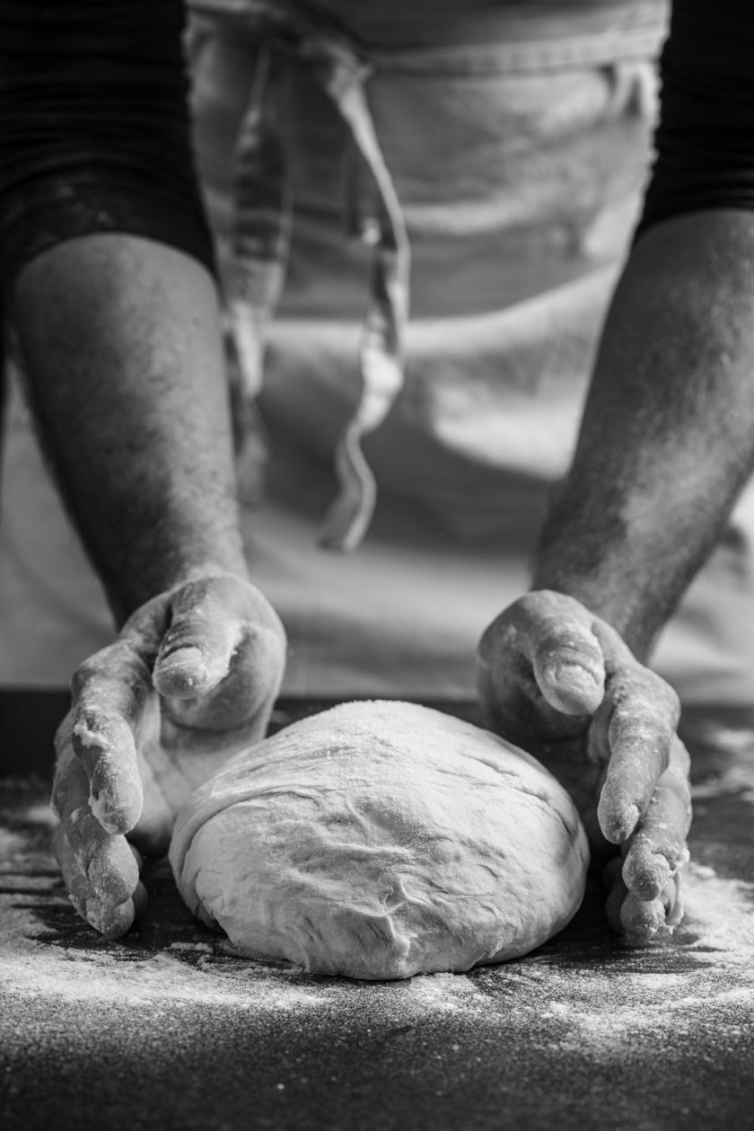 Mitybos ekspertas atskleidė, kokio vieno ingrediento pamirštame ieškoti duonoje