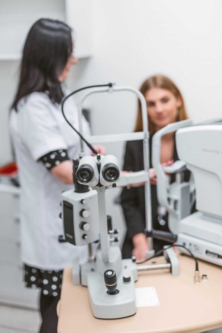 Specialistai įspėjai: netaisyklingai dirbant kompiuteriu, gresia rimtos regos ligos