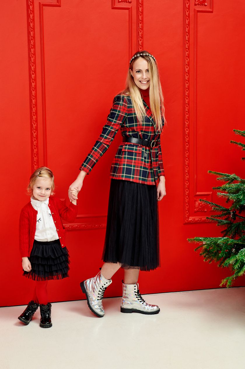 Trys žinomos mamos pristatė šventinius savo ir vaikų įvaizdžius 