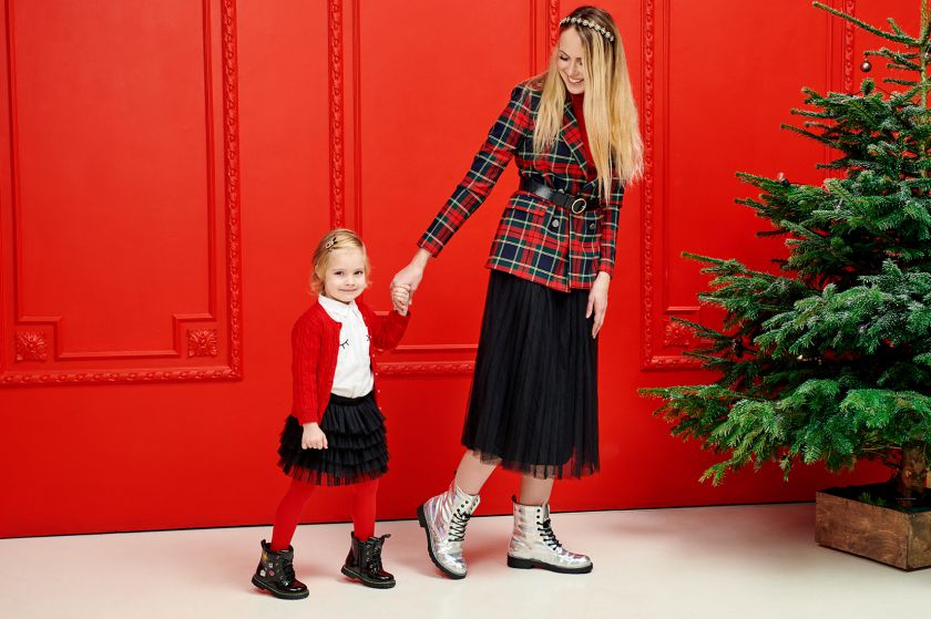 Trys žinomos mamos pristatė šventinius savo ir vaikų įvaizdžius 