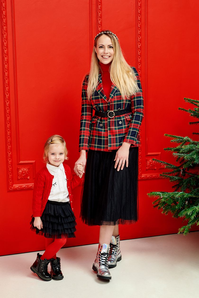 Trys žinomos mamos pristatė šventinius savo ir vaikų įvaizdžius 