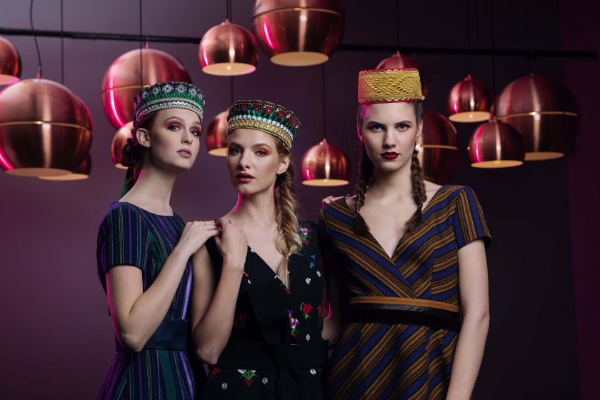 Dizainerė Reda Budvilaitienė tautiniam kostiumui suteikė šiuolaikinės mados pojūtį: siūlo puoštis kasdien