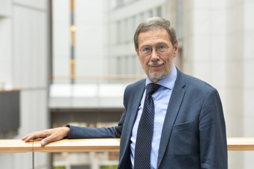 EP narys prof. Liudas Mažylis kreipėsi į Europos Komisiją dėl vakcinavimo politikos ES