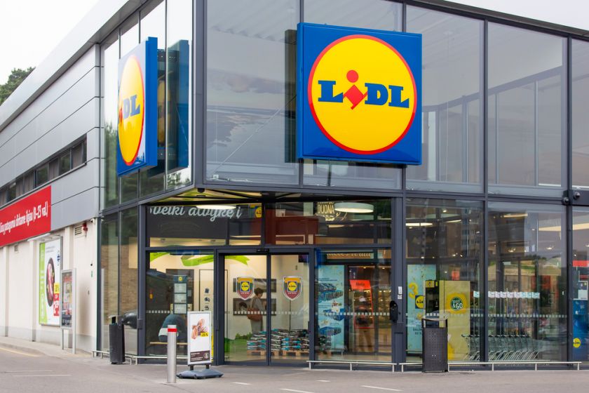 Vilniečiai kviečiami vakcinacijai prie „Lidl“ parduotuvės: lauks skiepų autobusas