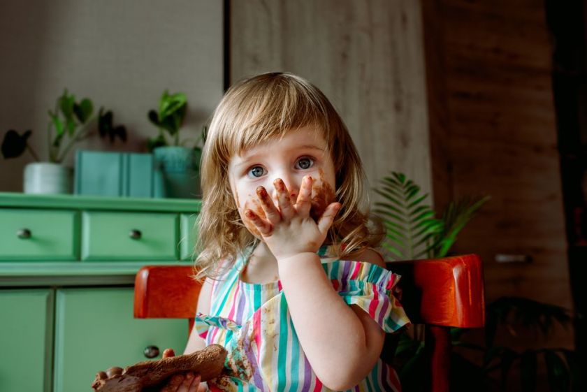 Šventinis laikotarpis vaikams – pabarstytas cukrumi: atskleidė, kas nutinka nejaučiant saiko ir kokį „sveiką“ produktą turėtume išbraukti iš raciono