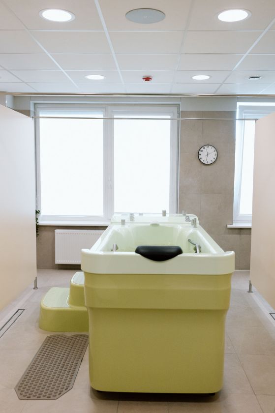 Duris atvėrus atnaujintam „Eglės reabilitacijos centrui“, kauniečiams sutrumpės eilės reabilitacijos paslaugoms gauti