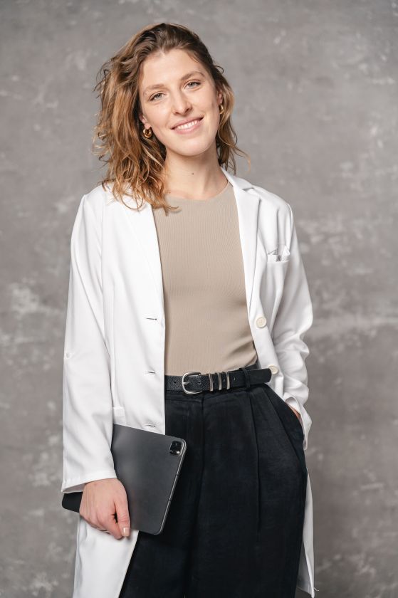 Maudynės lediniame vandenyje: kodėl ši praktika sparčiai populiarėja ir kaip tai daryti saugiai?