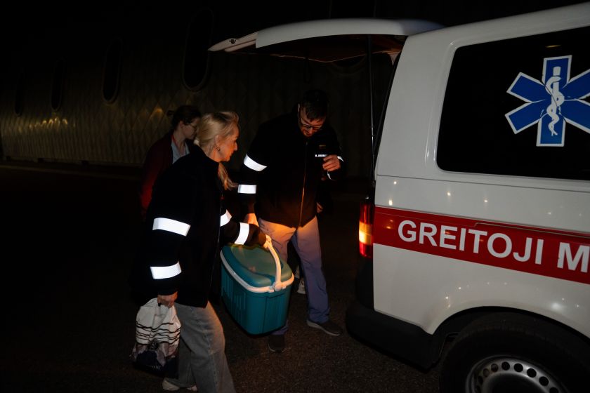 Vėlų penktadienio vakarą iš Lenkijos parskraidinta viltis gyventi