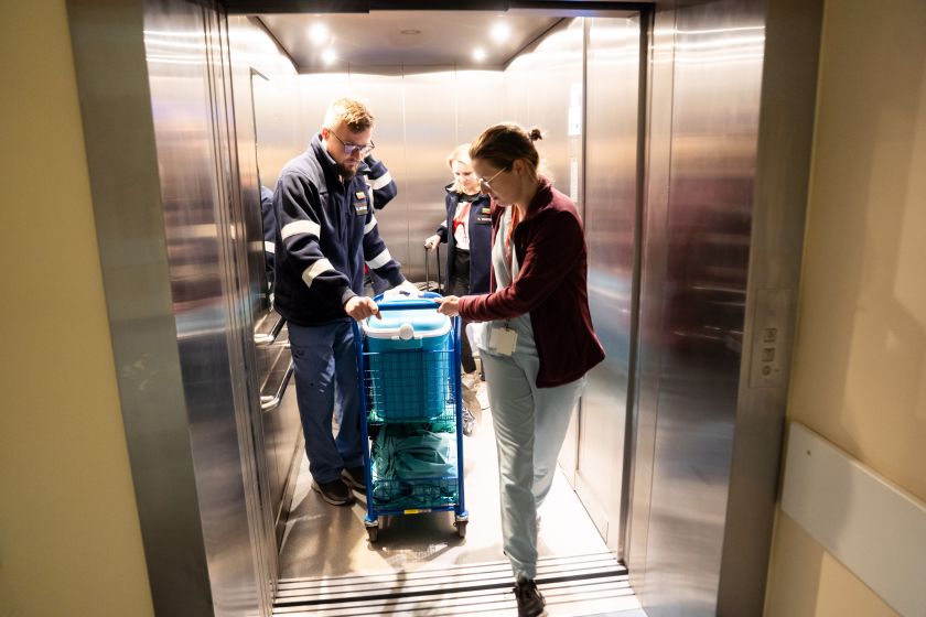 Vėlų penktadienio vakarą iš Lenkijos parskraidinta viltis gyventi