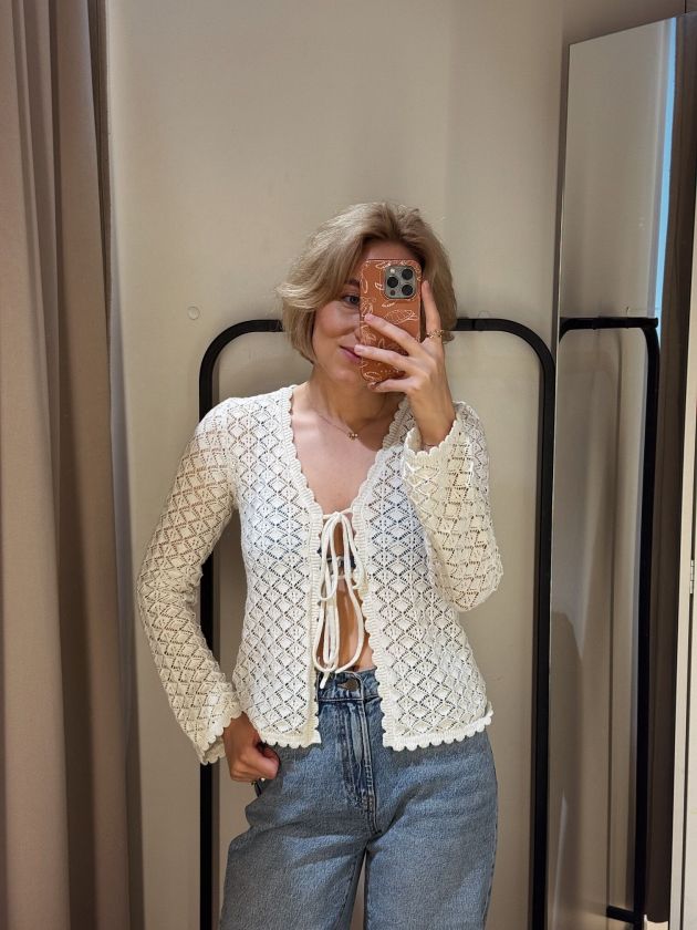 Nuo parduotuvių vitrinos iki jūsų spintos: stilistė pataria, ką šią vasarą dėvėti