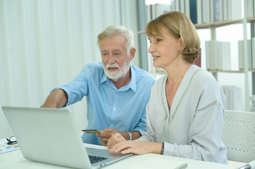 Kai reikia čia ir dabar: internete užsakytas prekes vaistinė suruoš per valandą